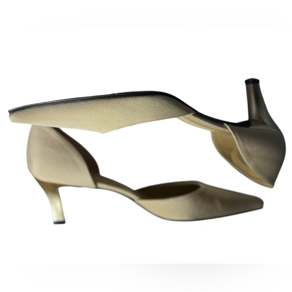 Stuart Weitzman Toucan Taupe Crepe women stiletto dress shoes size 8.5 AA - Picture 1 of 16